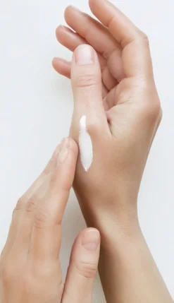 Crema Mani alla Rosa Selvatica, 70 ml