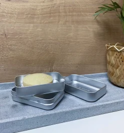 Lattina per Sapone