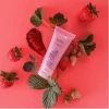 Strawberry Brightening Scrub, 59 ml